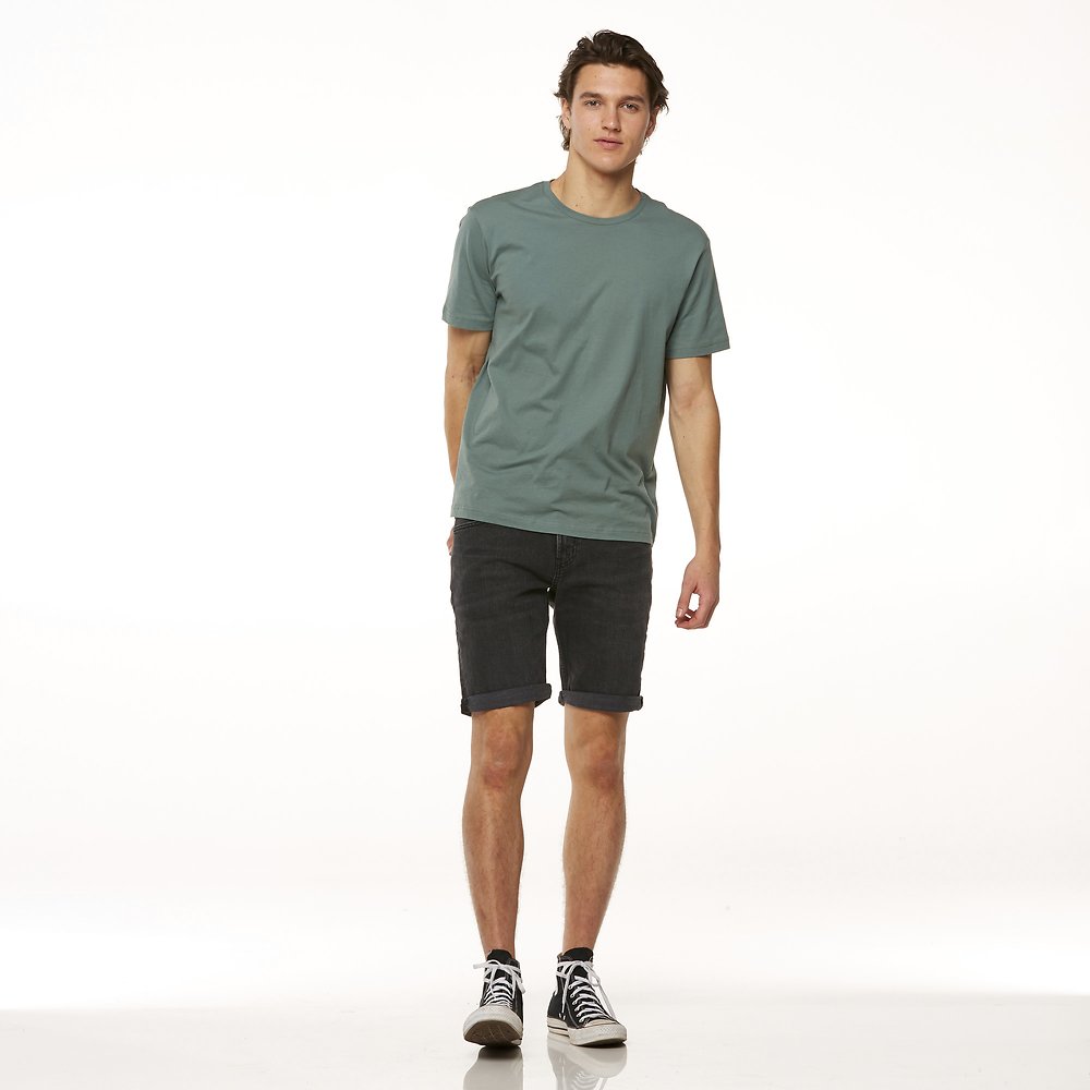 Image of Riders By Lee Baked Black R3 SHORT // BAKED BLACK